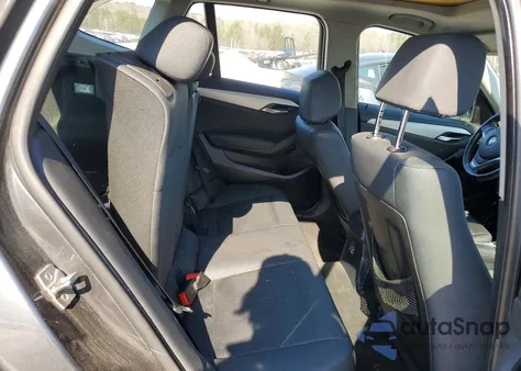 2014 BMW X1 Sdrive28I z USA, uszkodzony, nr VIN WBAVM1C56EVW46870